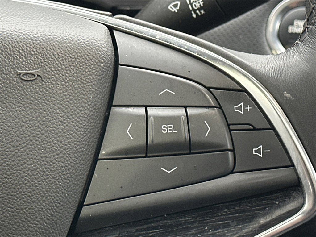 Certified 2022 Cadillac XT5 Premium Luxury w/ LPO, ONYX Package image 26