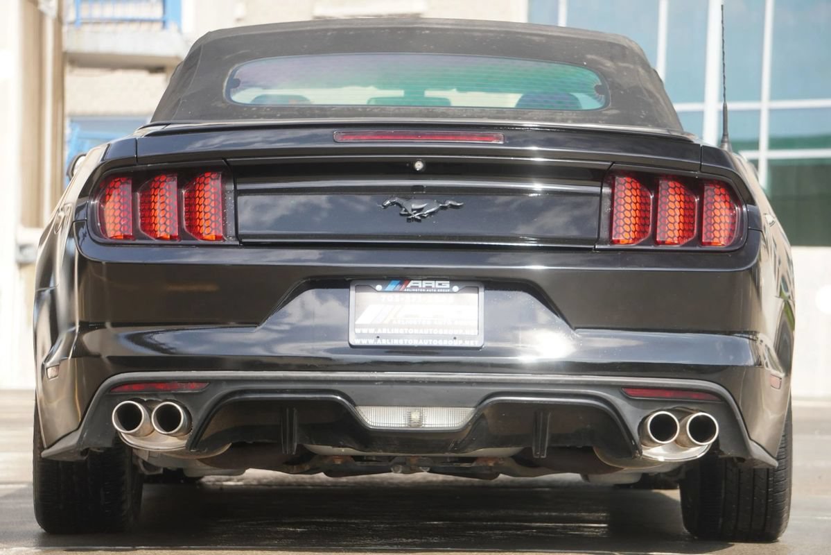Used 2015 Ford Mustang Premium RWD image 17