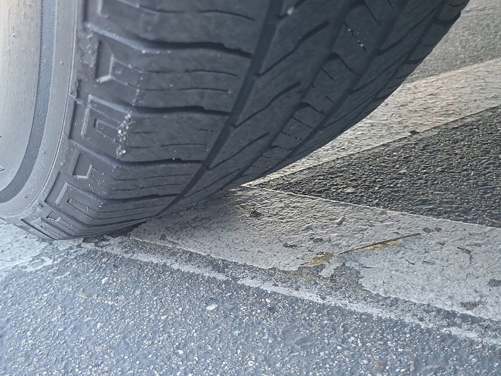 Used 2020 Honda CR-V EX-L image 26