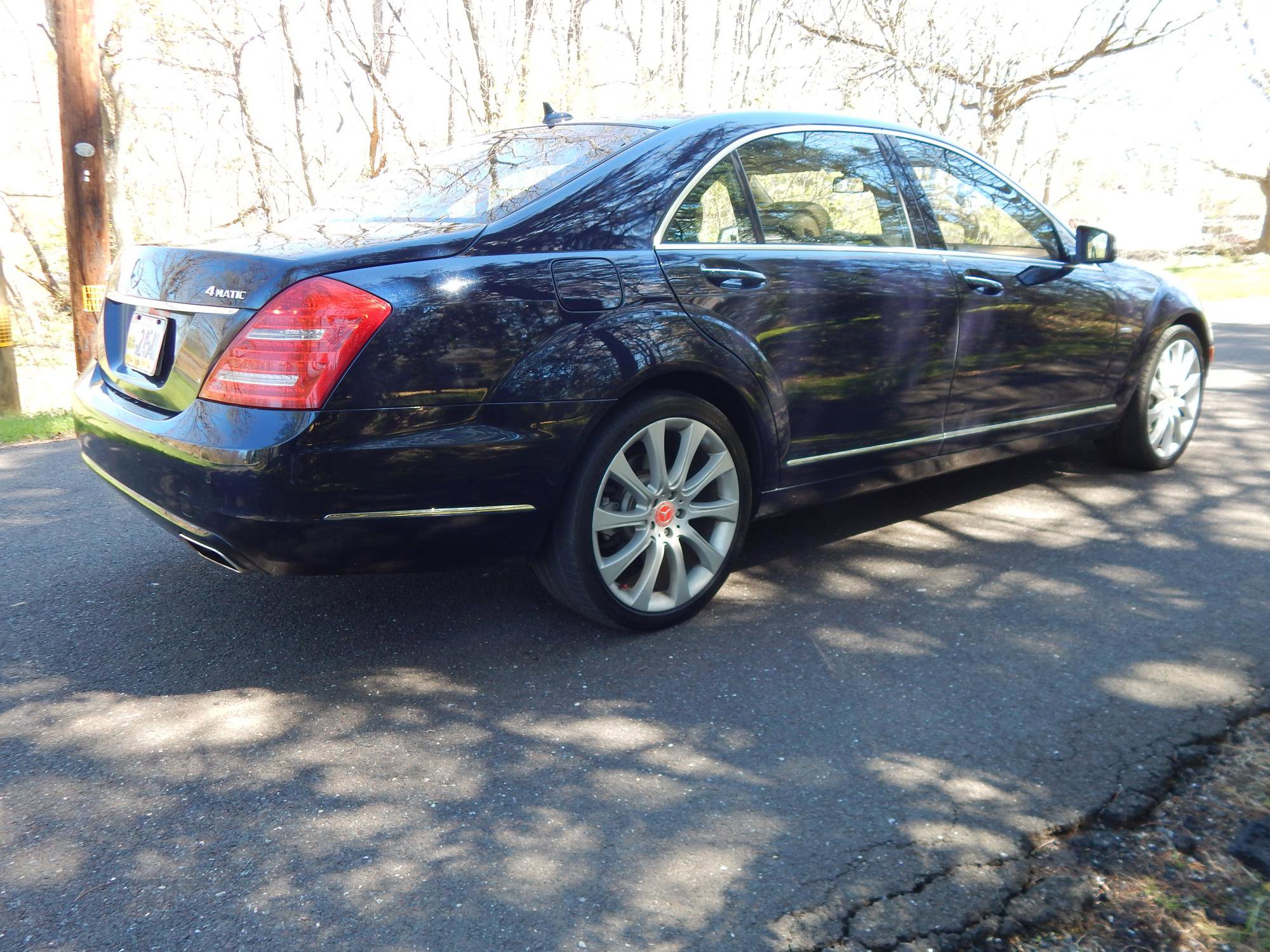 Used 2012 Mercedes-Benz S 550 4MATIC image 4