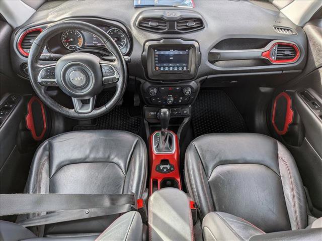 Used 2018 Jeep Renegade Trailhawk image 18