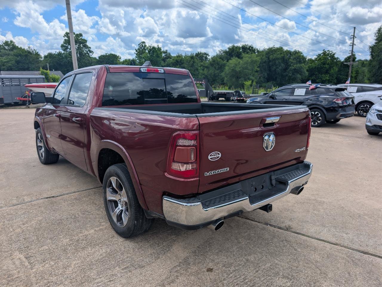 Used 2019 RAM 1500 Laramie AWD/4WD image 7