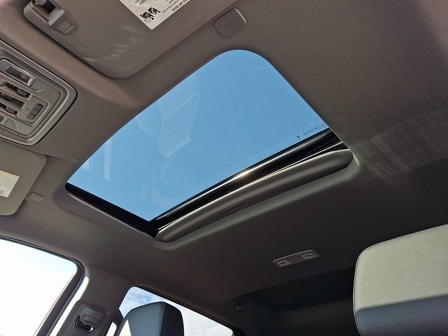 New 2026 GMC Sierra 1500 SLT w/ SLT Premium Package image 16