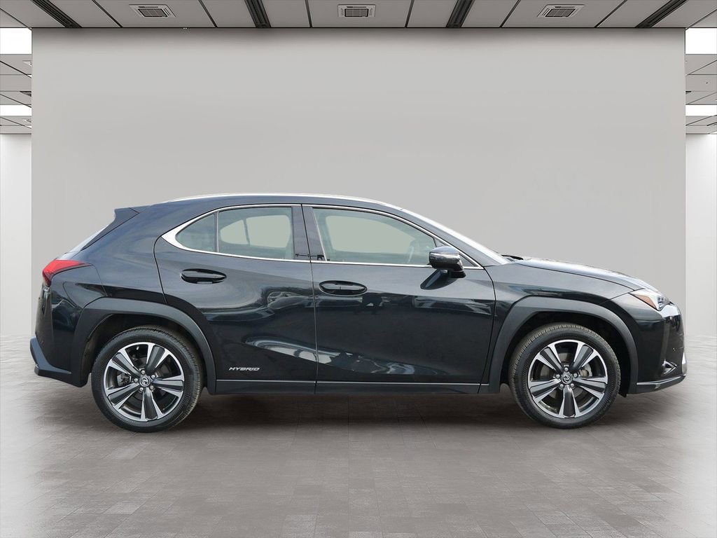 Used 2020 Lexus UX 250h w/ Premium Package image 7