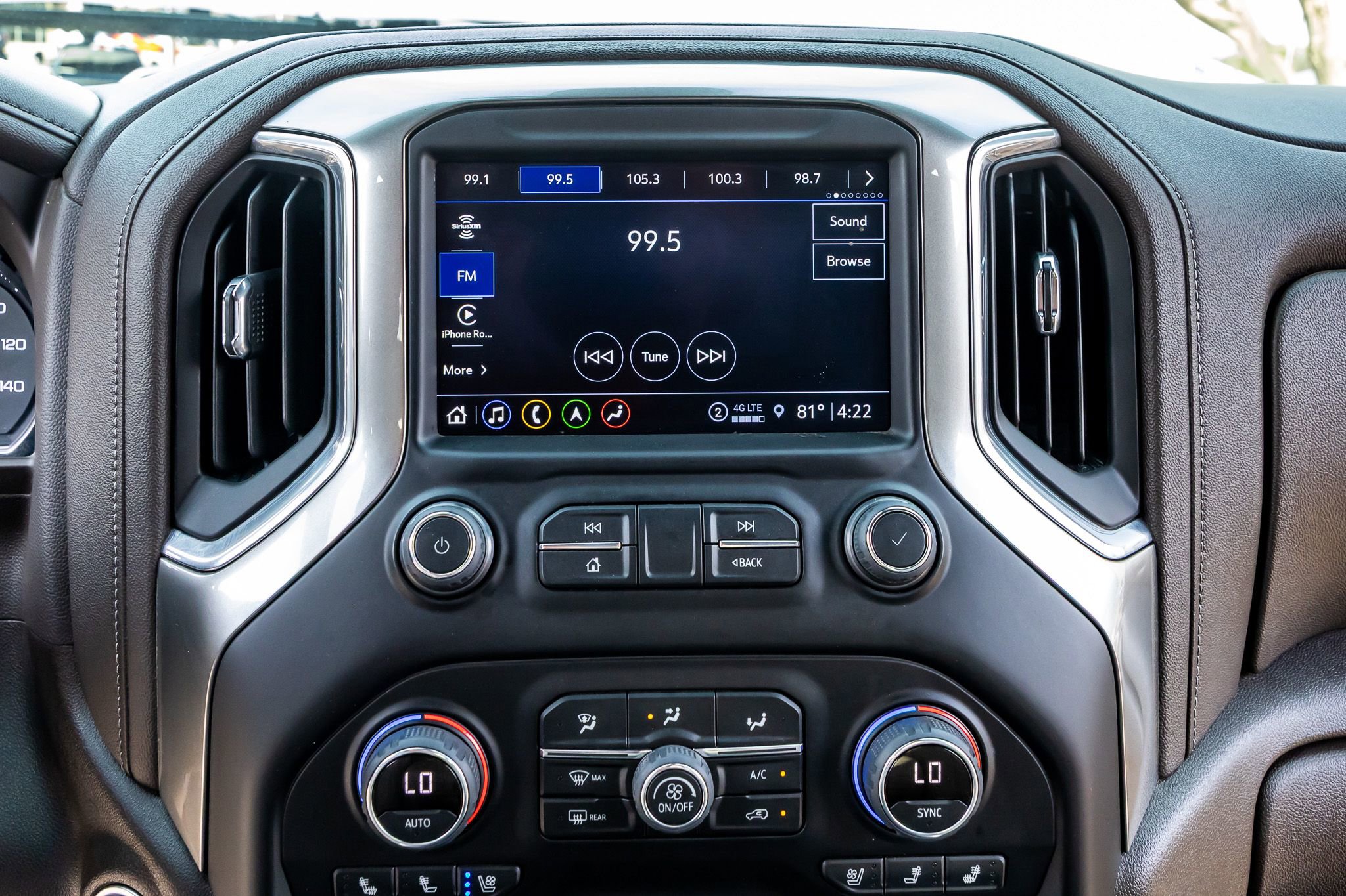 Used 2022 Chevrolet Silverado 3500 LTZ w/ LTZ Convenience Package image 24