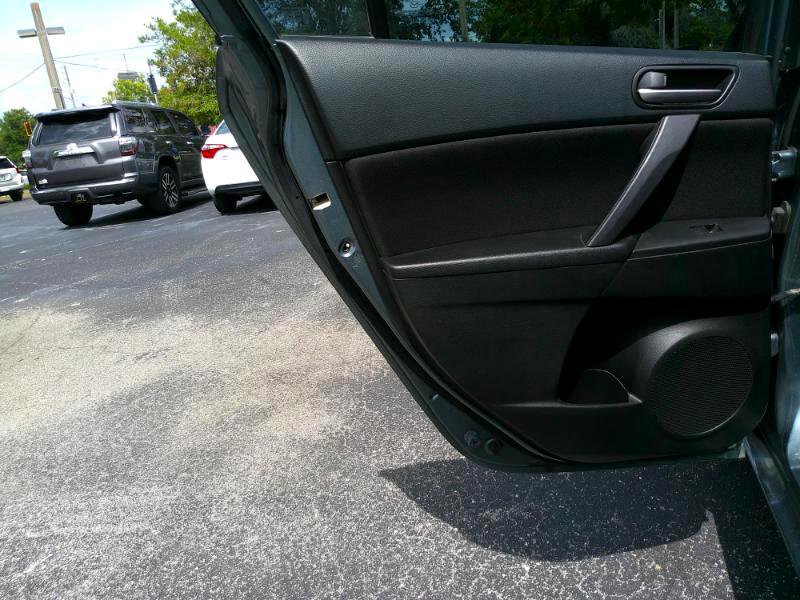 Used 2013 MAZDA MAZDA3 i Touring image 22