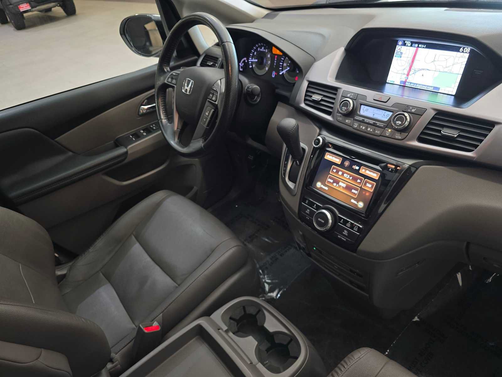 Used 2014 Honda Odyssey Touring image 30