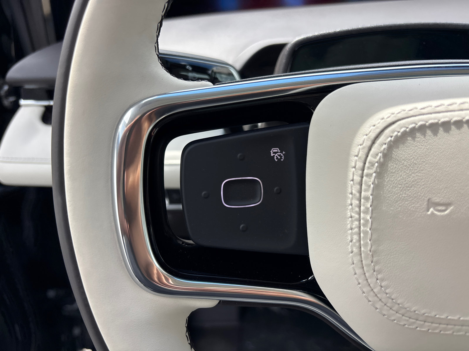 New 2026 Lincoln Nautilus Black Label AWD/4WD image 17