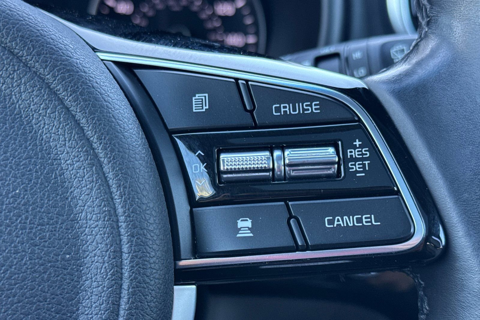 Used 2021 Kia Sportage EX w/ EX Technology Package image 29