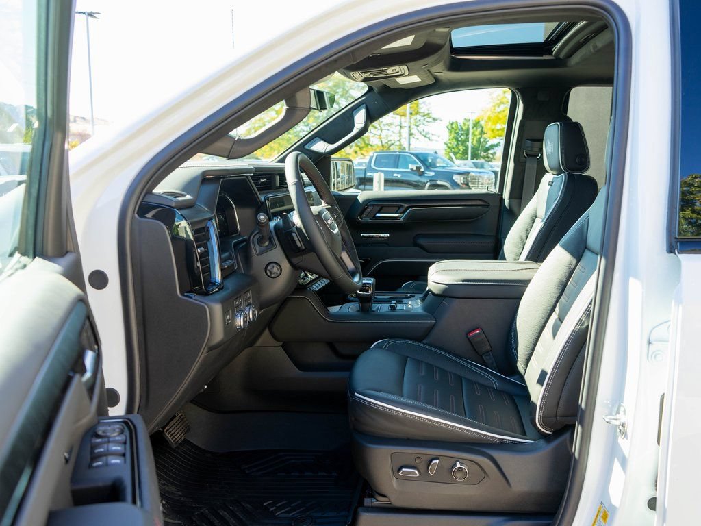 Used 2026 GMC Sierra 1500 AT4X w/ AT4X AEV Edition AWD/4WD image 11