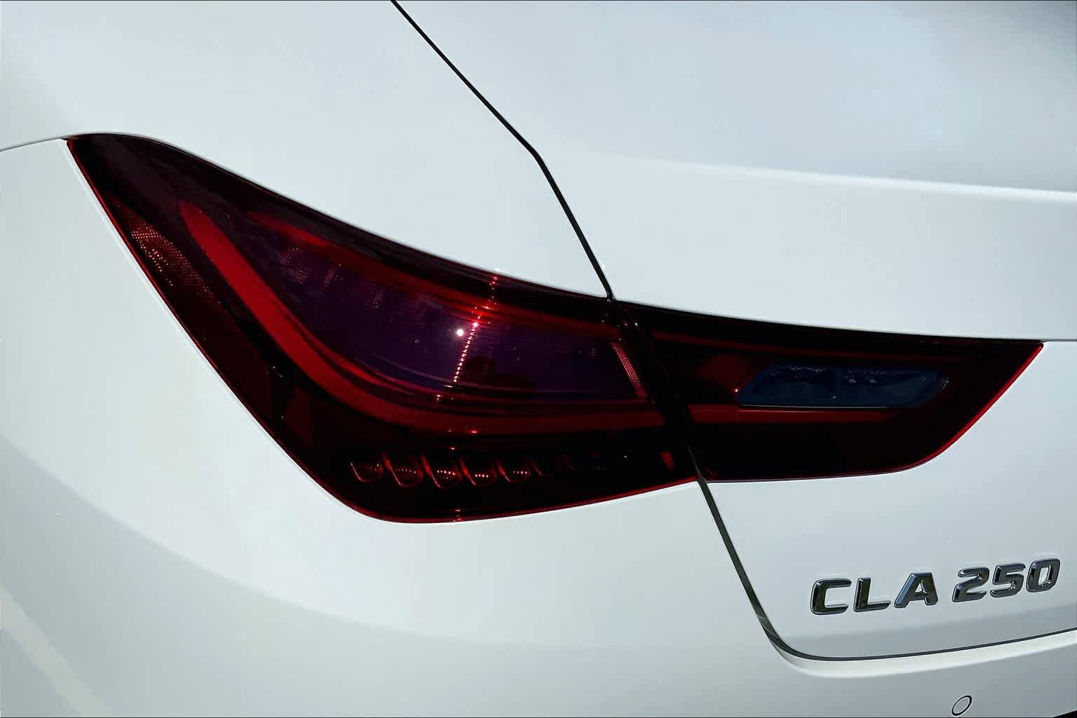 Certified 2025 Mercedes-Benz CLA 250 4MATIC image 18