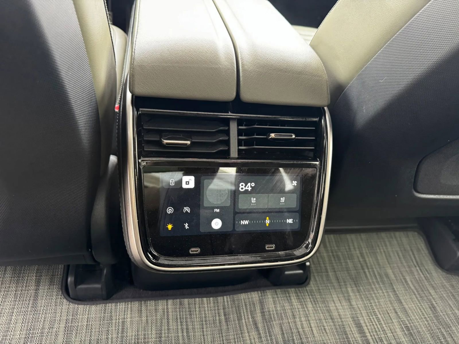 Used 2023 Rivian R1T Adventure image 13
