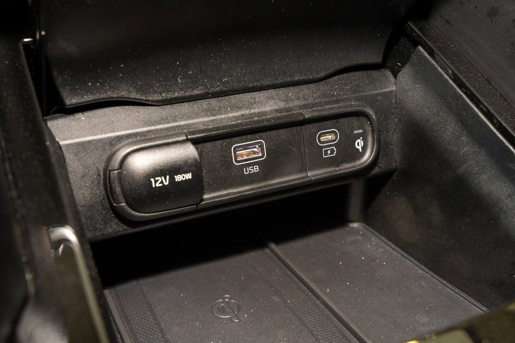 Used 2023 Kia Telluride S image 15