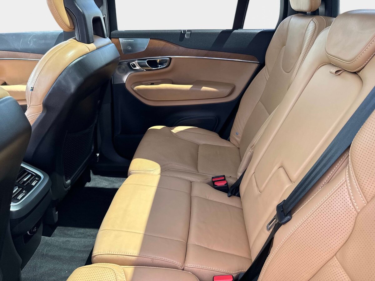 Used 2017 Volvo XC90 T6 Inscription w/ Vision Package AWD/4WD image 13