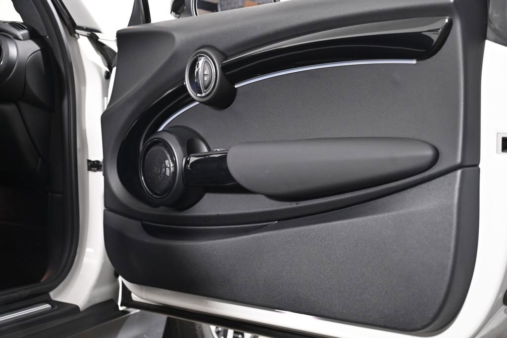 Used 2024 MINI Cooper S w/ Seaside Edition FWD image 35