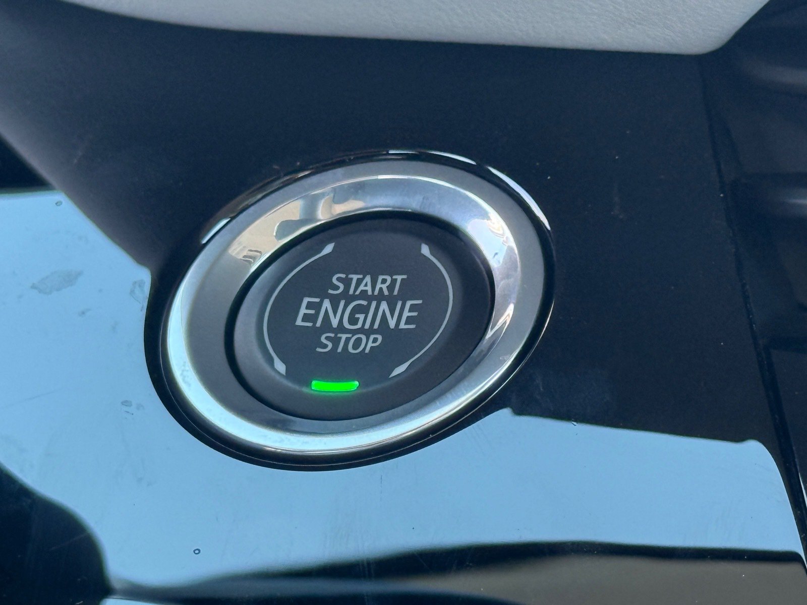 Used 2025 Buick Envision Avenir AWD/4WD image 20