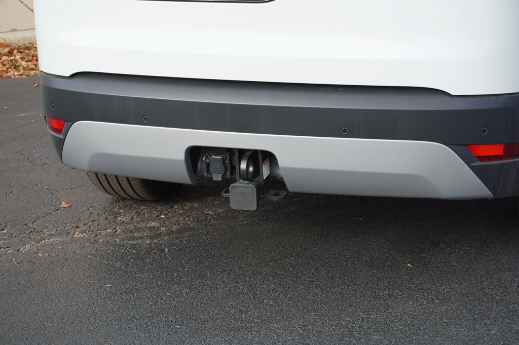 New 2025 Land Rover Discovery S image 6