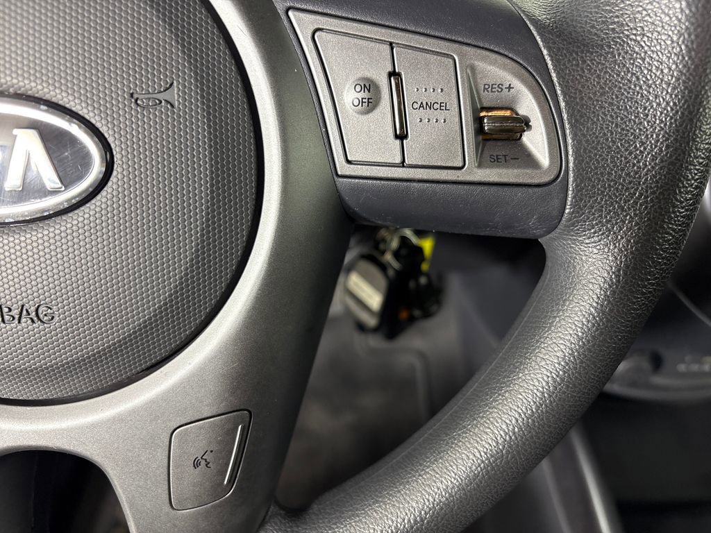 Used 2010 Kia Soul + FWD image 20