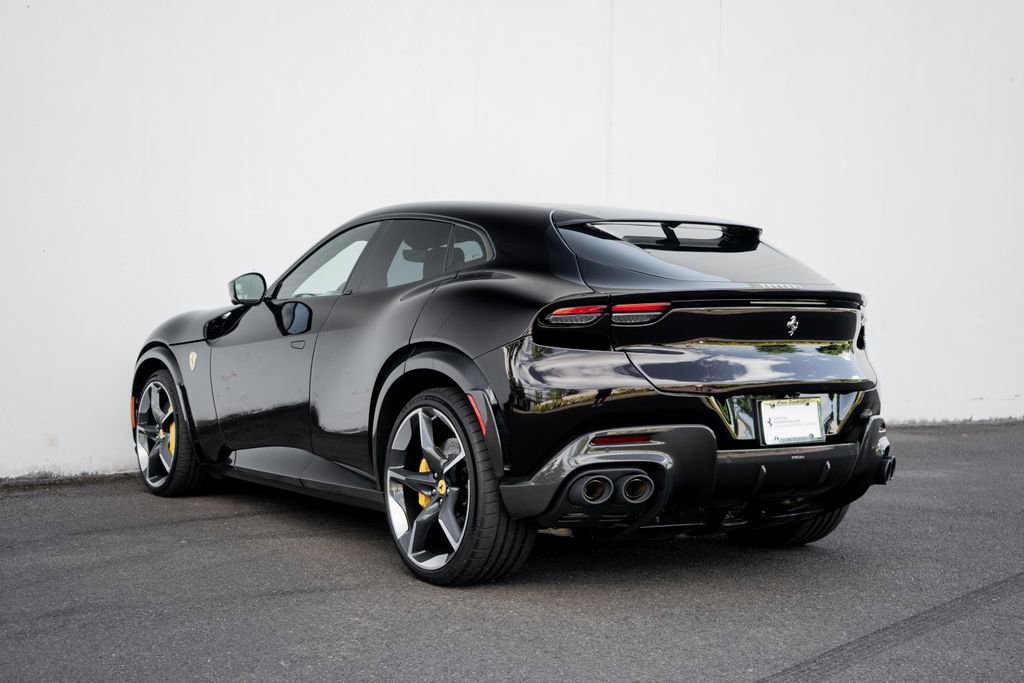 Used 2023 Ferrari Purosangue image 7