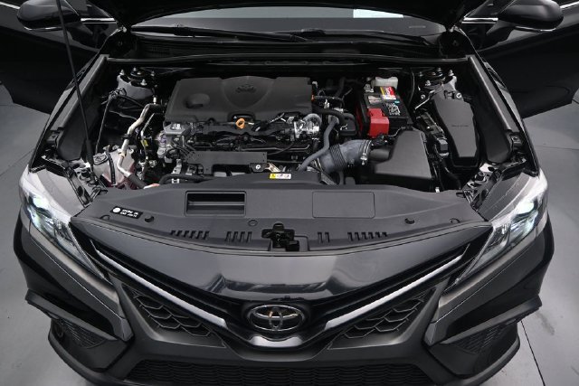 Used 2024 Toyota Camry SE FWD image 21