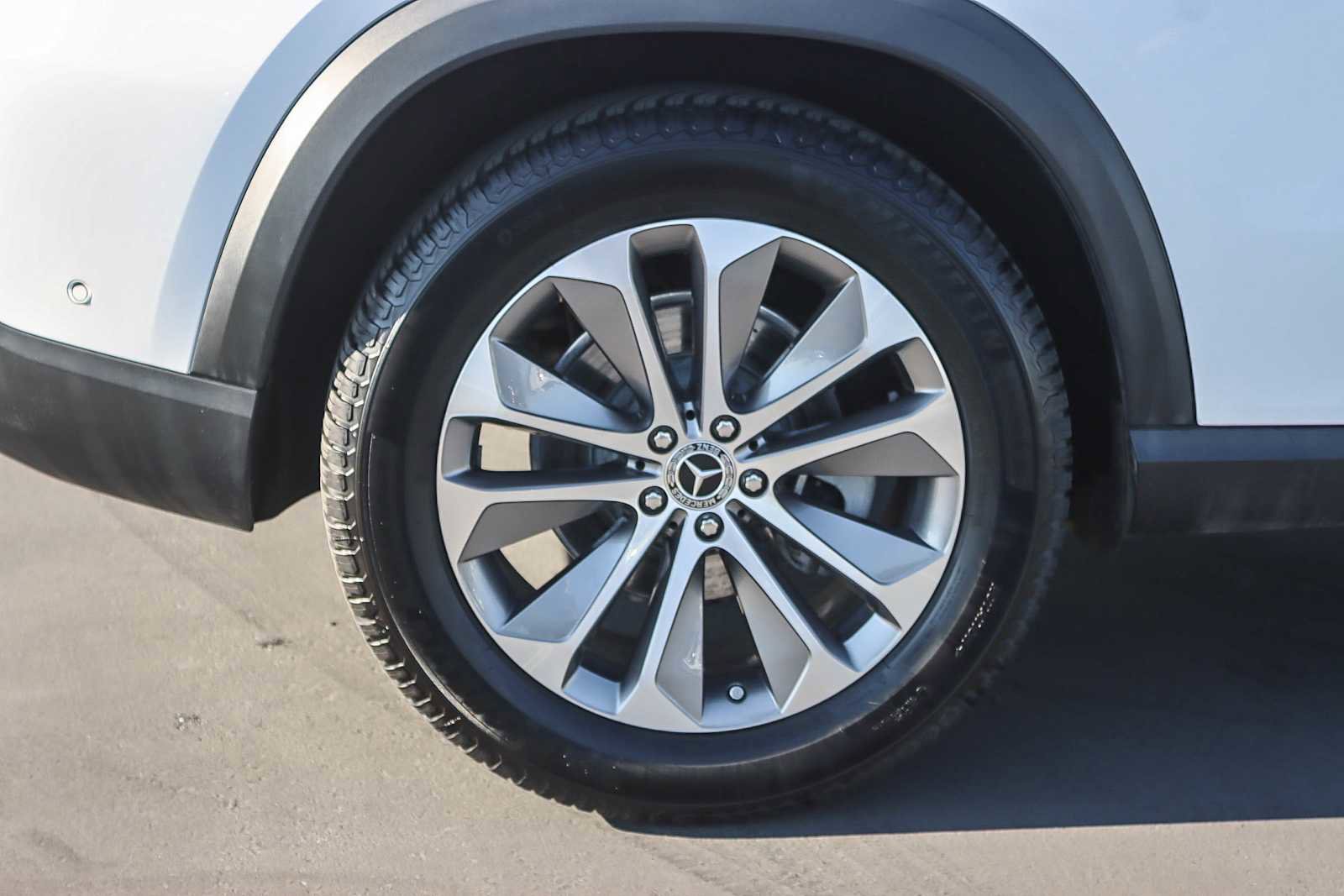 Used 2021 Mercedes-Benz GLE 350 4MATIC image 10