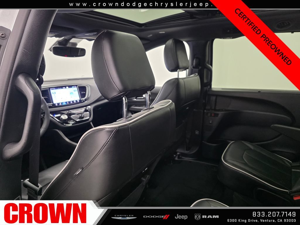 Used 2026 Chrysler Pacifica Limited w/ S Appearance Package FWD image 19