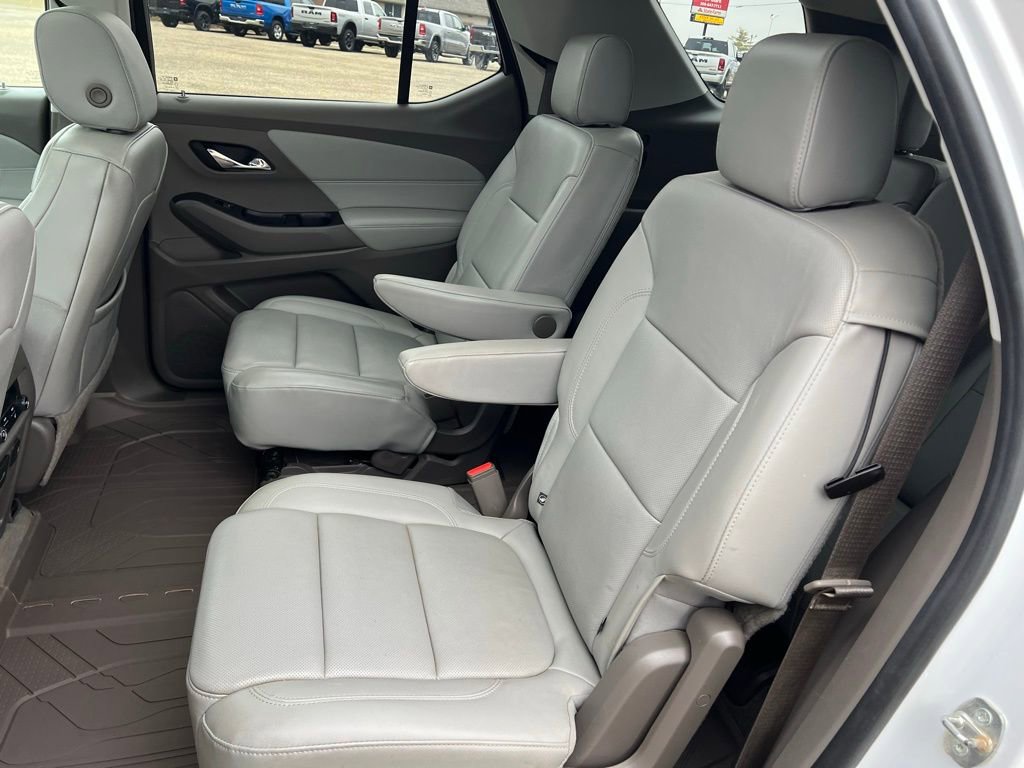 Used 2019 Chevrolet Traverse Premier w/ Driver Confidence II Package image 26