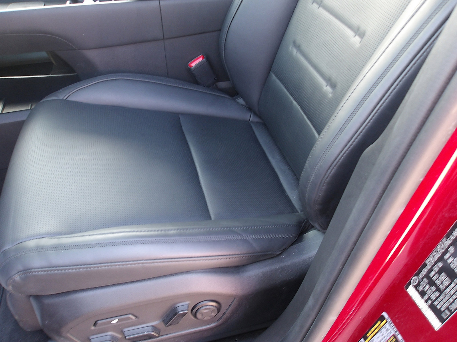 Used 2025 Hyundai Santa Fe Calligraphy image 15