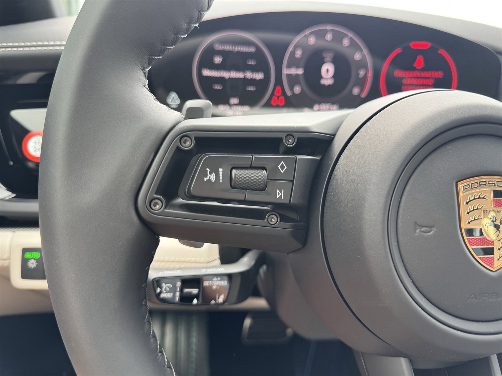 New 2025 Porsche Panamera 4 image 18