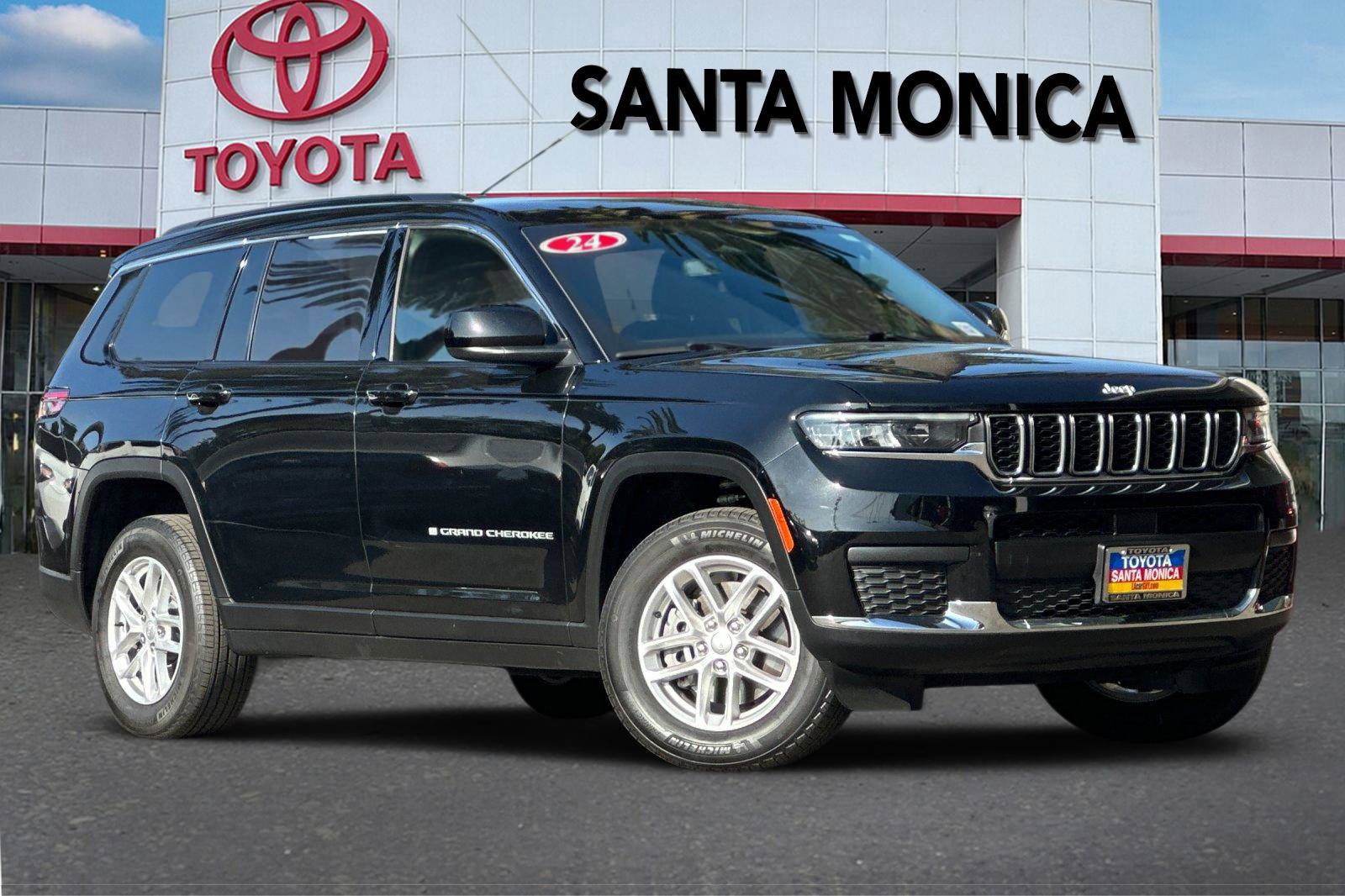 Used 2024 Jeep Grand Cherokee L Laredo w/ Luxury Tech Group I