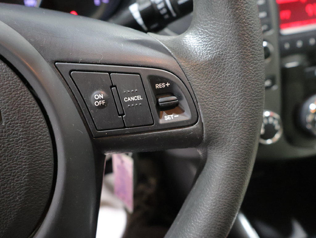 Used 2013 Kia Forte EX w/ Premium Pkg FWD image 8