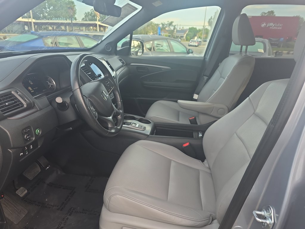Used 2023 Honda Passport EX-L image 9
