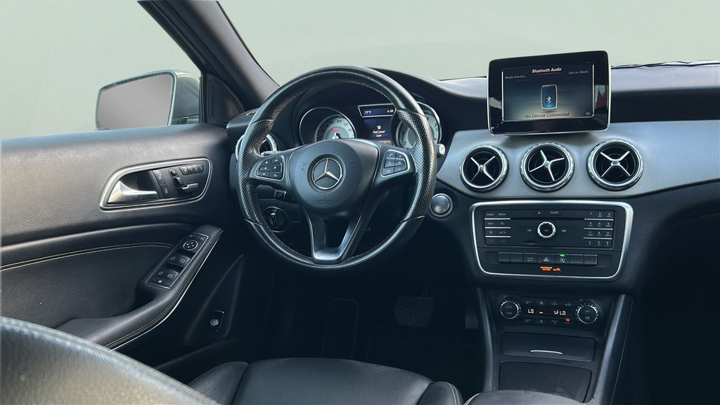 Used 2016 Mercedes-Benz GLA 250 image 25