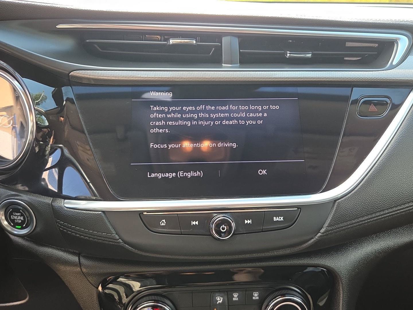 Used 2020 Buick Encore GX Preferred w/ Cold Weather Comfort Package FWD image 22