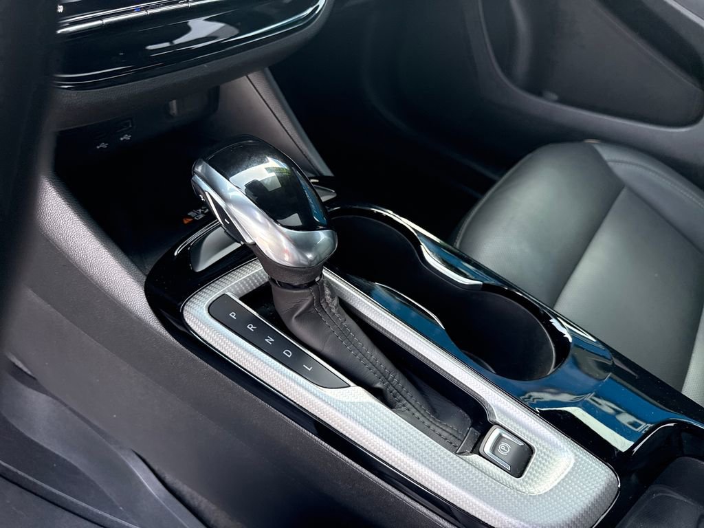 Used 2024 Buick Envista Avenir image 28