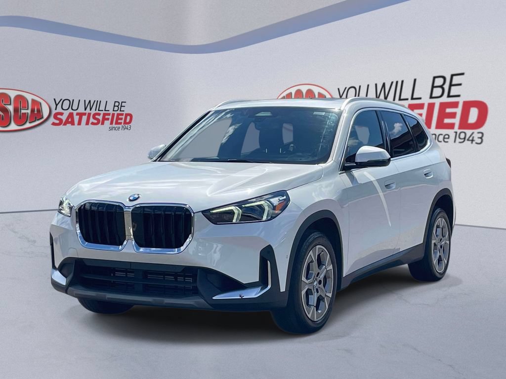 Used 2023 BMW X1 xDrive28i w/ Convenience Package AWD/4WD image 4