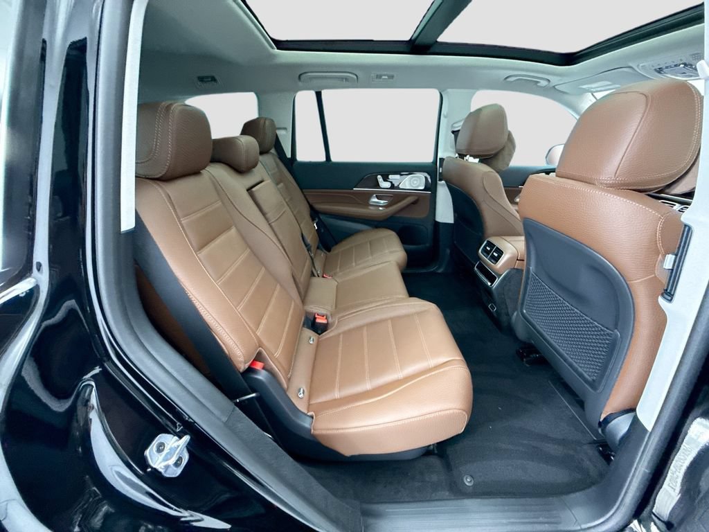 New 2026 Mercedes-Benz GLS 450 4MATIC image 22