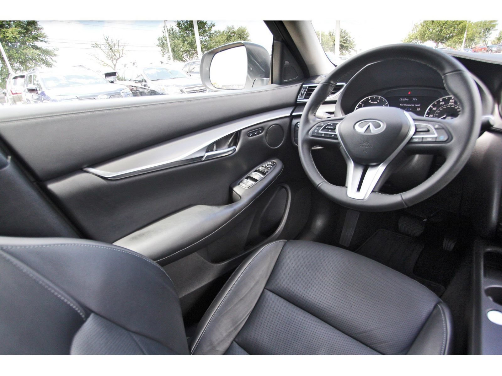 Used 2025 INFINITI QX50 Luxe AWD/4WD image 8
