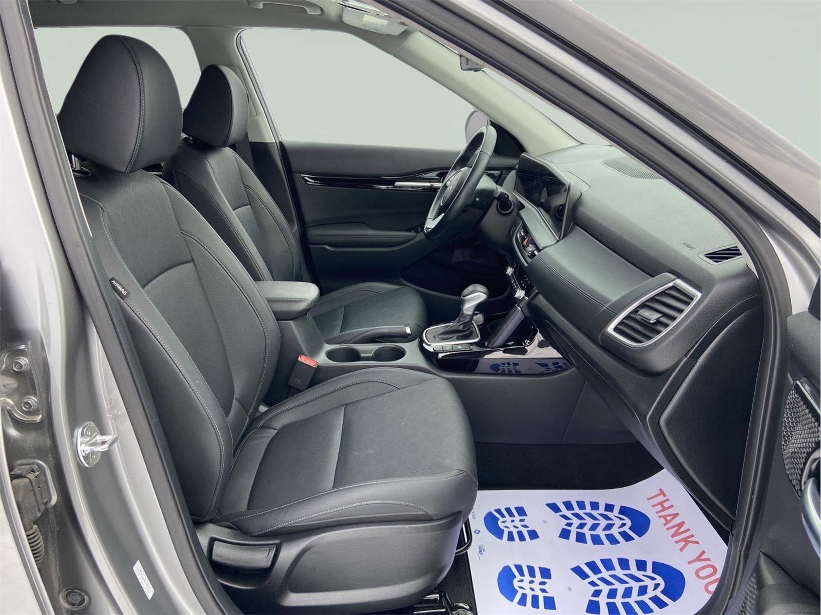 Used 2024 Kia Seltos EX image 19