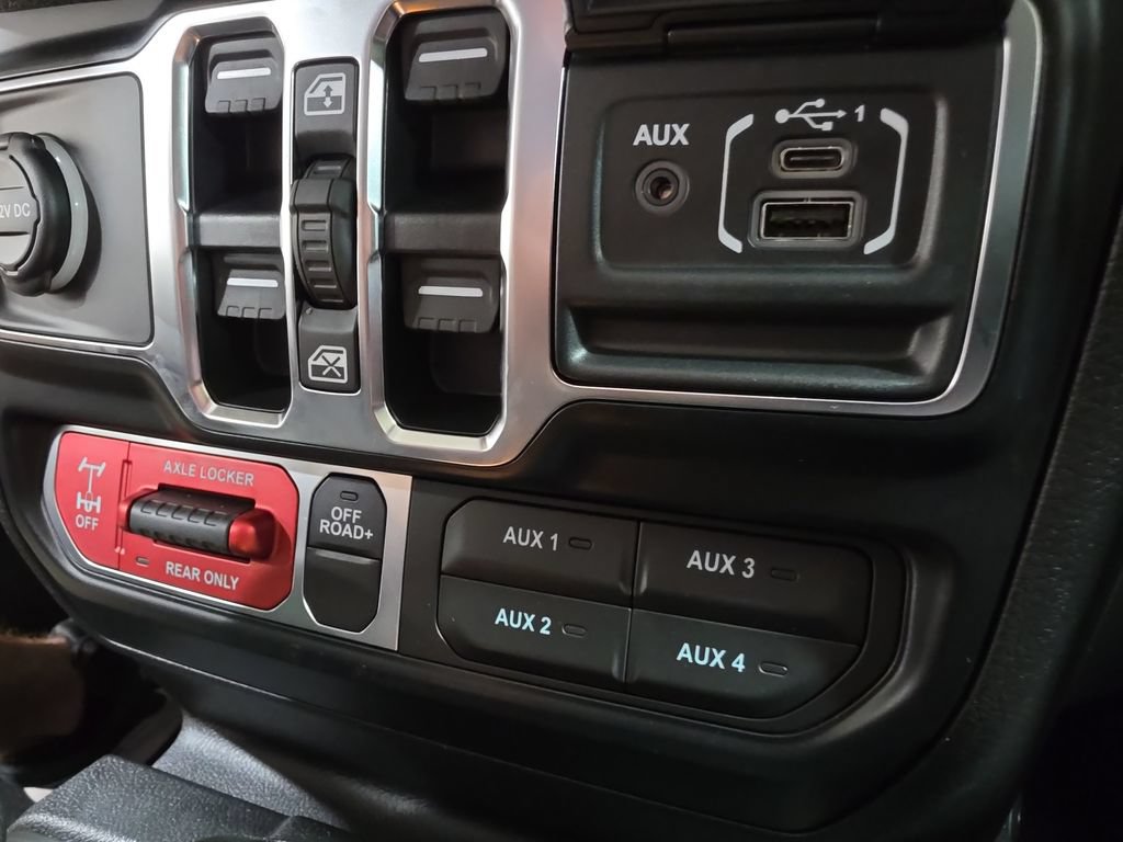 New 2026 Jeep Wrangler Unlimited Sport w/ Dual Top Group AWD/4WD image 21