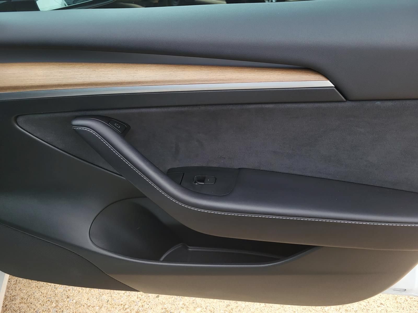 Used 2023 Tesla Model 3 Standard Range RWD image 6