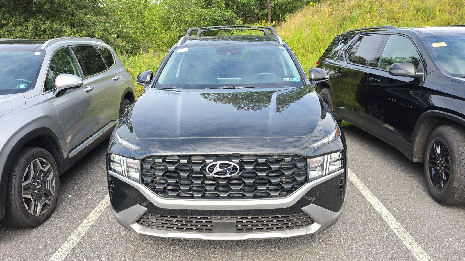 Certified 2023 Hyundai Santa Fe SEL AWD/4WD image 2