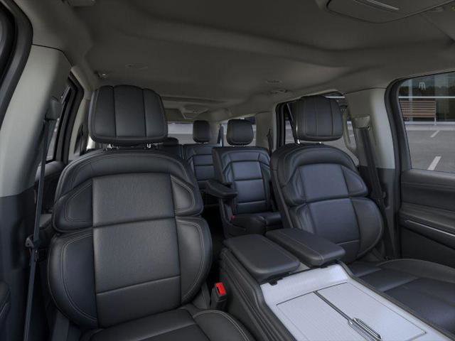 New 2026 Lincoln Navigator L Premier image 10