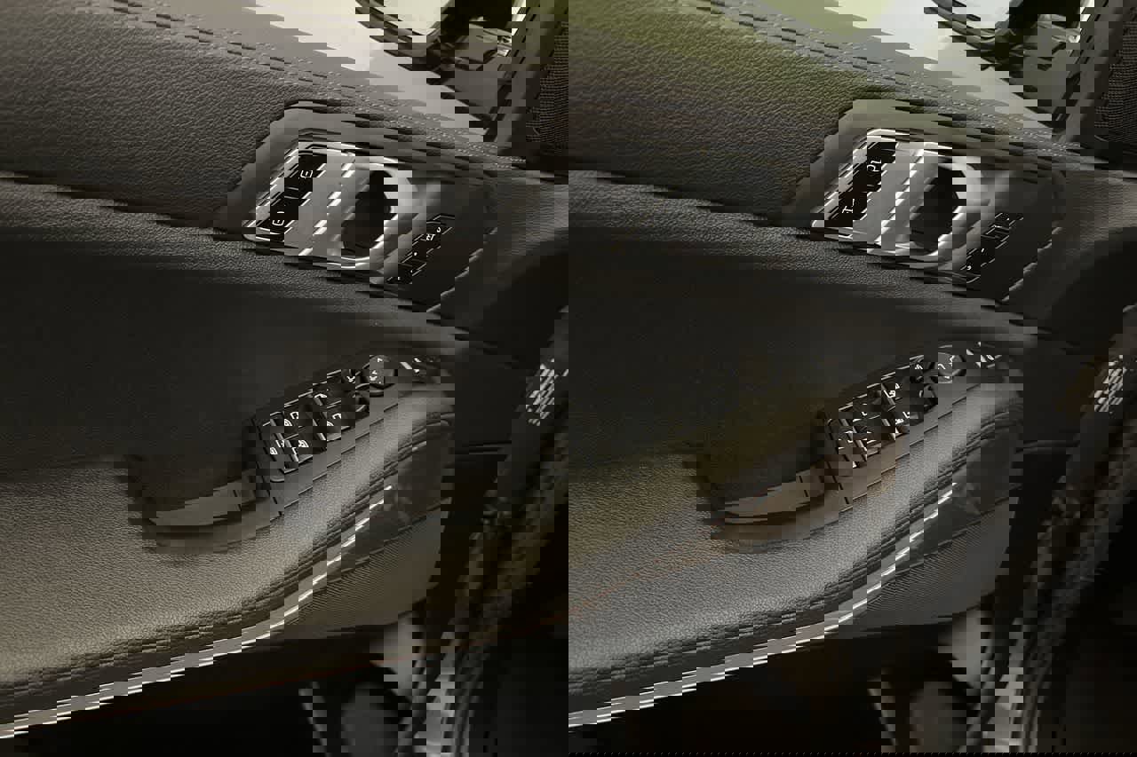 Used 2021 BMW X5 xDrive40i w/ Convenience Package image 8