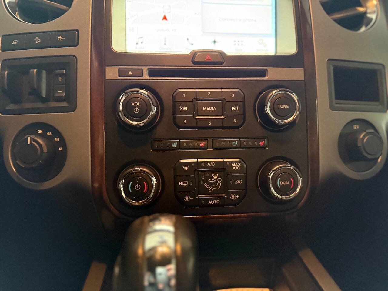 Used 2016 Ford Expedition Platinum image 54