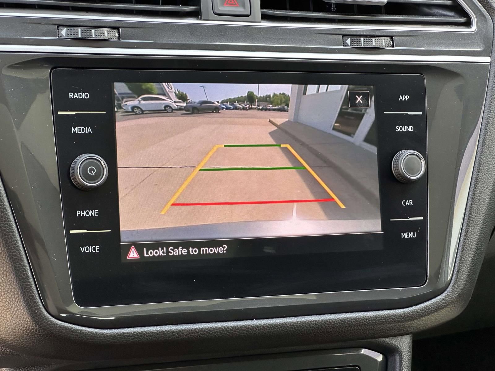 Certified 2024 Volkswagen Tiguan SE AWD/4WD image 21