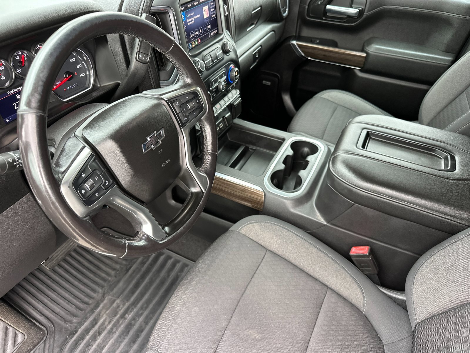 Used 2020 Chevrolet Silverado 1500 RST image 10