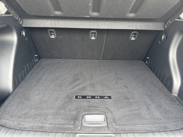 Used 2024 Hyundai Kona Limited FWD image 26