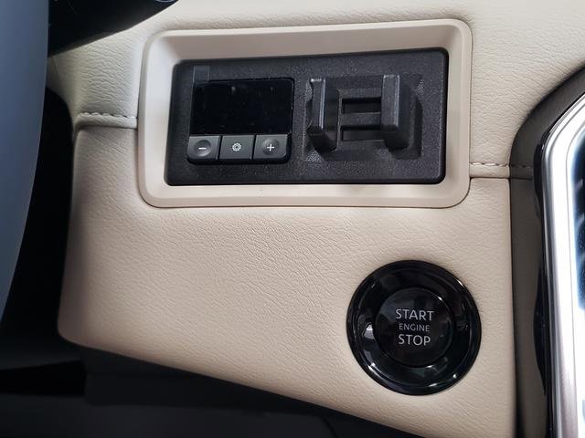 New 2025 Nissan Armada Platinum Reserve image 19