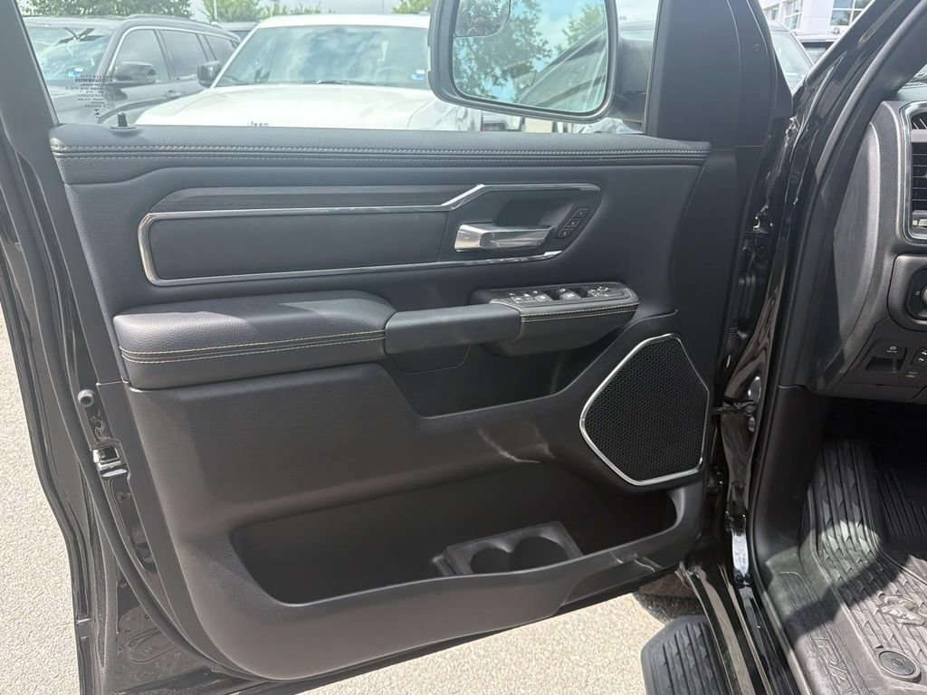 New 2026 RAM 1500 Laramie w/ Night Edition AWD/4WD image 10